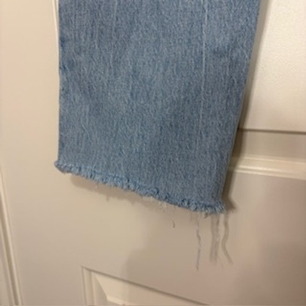 Abercrombie & Fitch 90s Straight Mid Rise Distressed Jeans Light Wash Blue 33 L - Picture 6 of 11